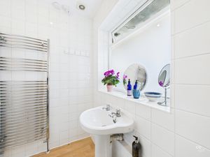 Photo 17- click for photo gallery